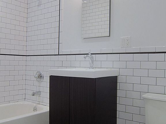 5th image of 360 E 23rd St #2A