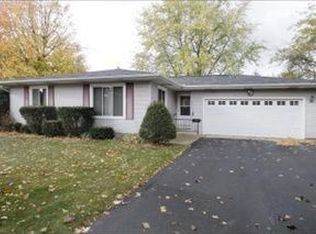 1050 Rose St, Marshall, MI 49068