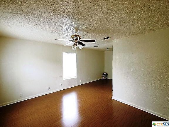 3rd image of 1108 Gray Dr