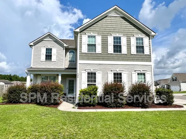 206 Preswick Dr, Rocky Point, NC 28457