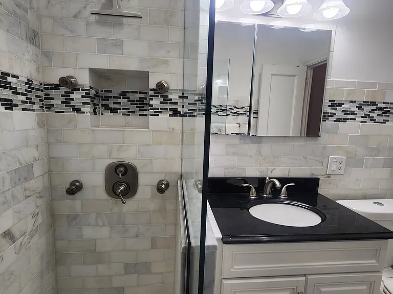 42 Barker Ave #6D — Photo 5