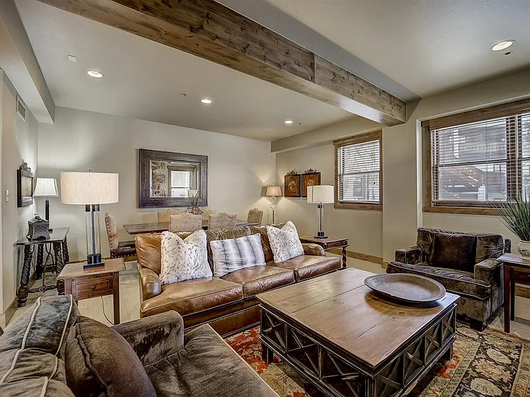 7580 Royal St E #24 — Photo 5