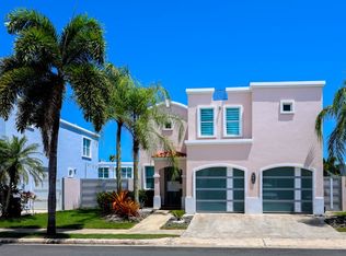 Urb Las Palmas, Vega Alta, PR 00692