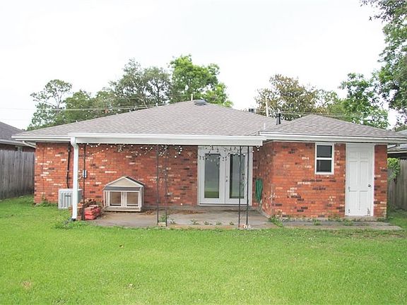 2nd image of 2071 Mercedes Blvd