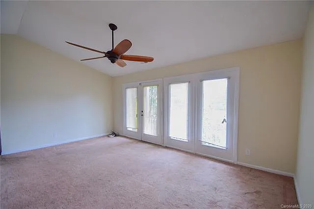 6164 Meadow Rose Ln — Photo 10