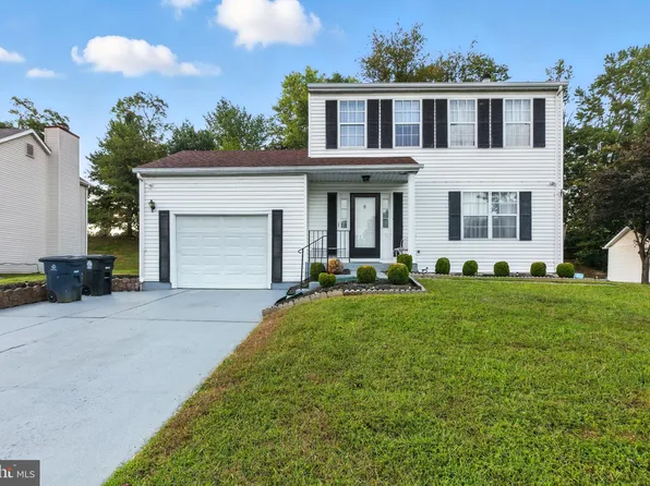 12212 Kings Arrow St, Bowie, MD 20721