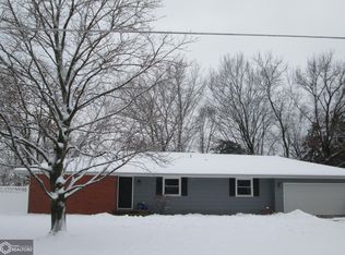 3367 Country Club Ln, Fort Madison, IA