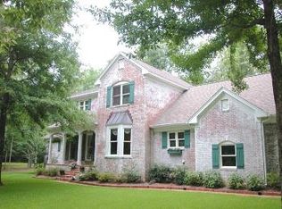 1444 Densbrook Ln, Starkville, MS 39759