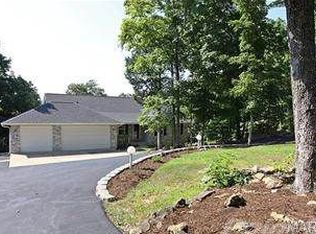 2158 Timber Ridge Rd, Pacific, MO 63069