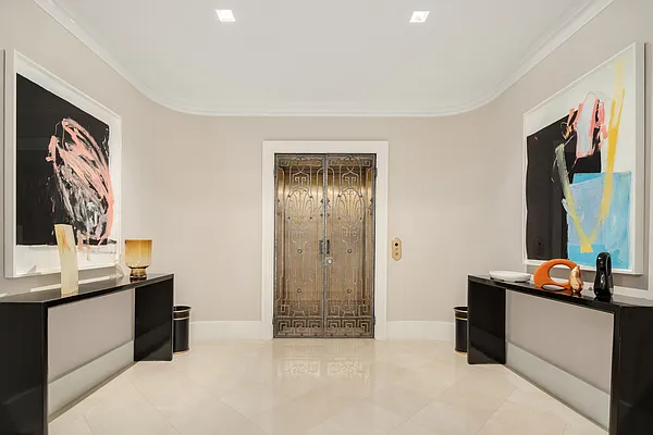 Sold by Modlin Group | media 27