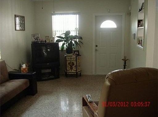 4th image of 275 NW 58th Ct