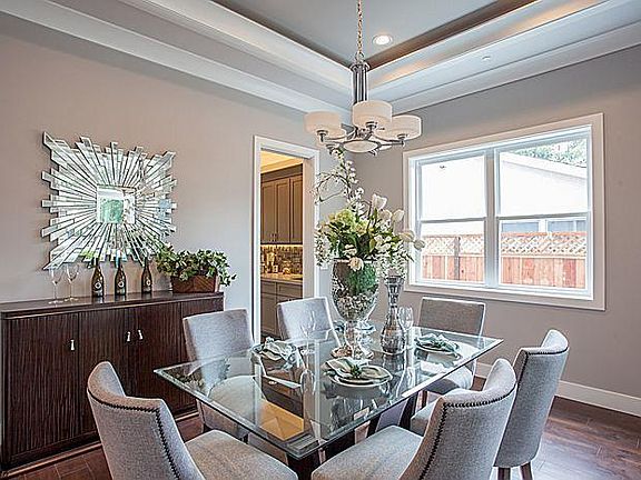 Formal dining room
