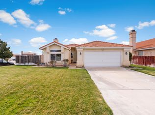 608 Gardenia Ct, Rosamond, CA