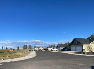 506 Maple Ct, Genesee, ID 83832