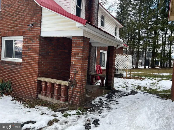 604 E Oak St, Oakland, MD 21550