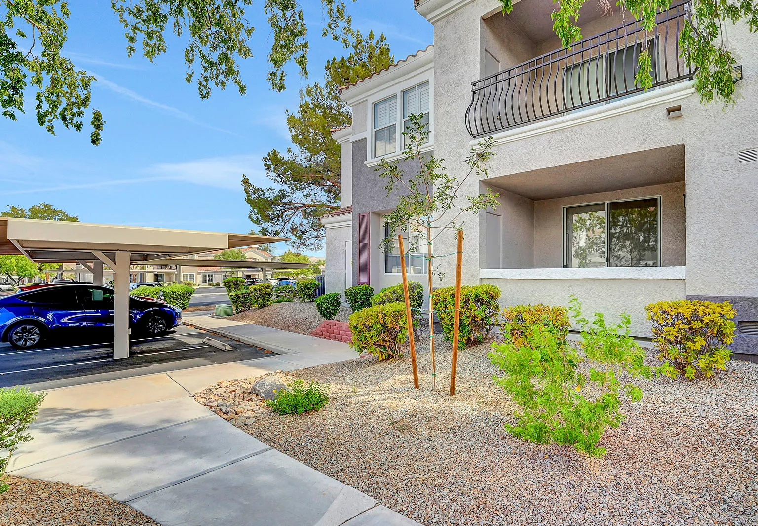 2 bed, 1291 sqft, $1,600 — Photo 3