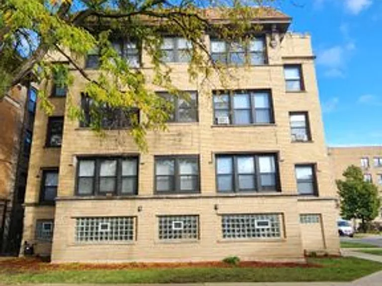 1714 W Jonquil Ter #2E — Photo 1