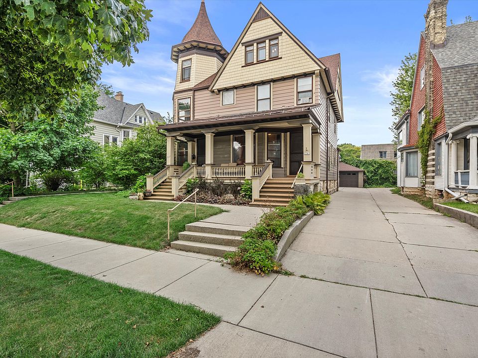 Side Driveway to Two Optional Off Street Parking Spots