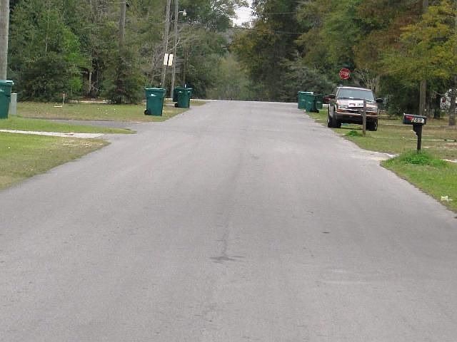 2nd image of 2899 2nd Ave