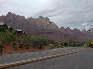 2381 S Zion Park Blvd, Springdale, UT 84767