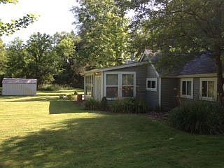 5th image of 295 E Peterson Dr