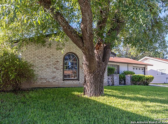 3rd image of 6626 Spring Forest Dr