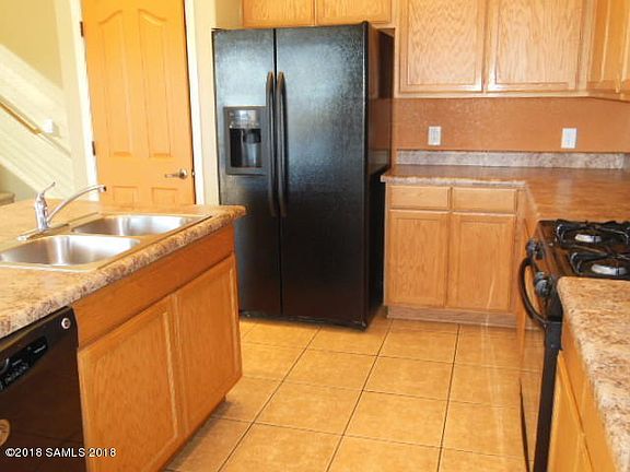 5th image of 1081 Estancia Dr