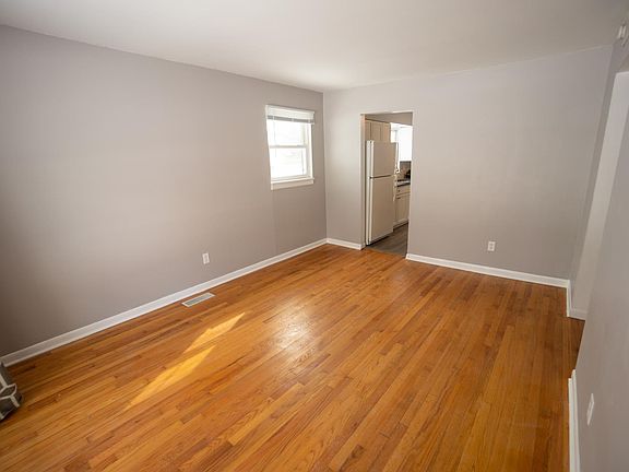 5th image of 109 W Morehouse Ave