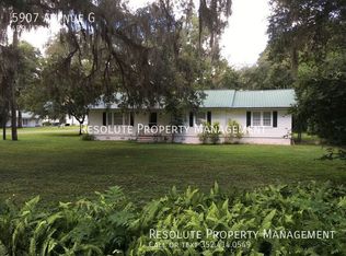 5907 Avenue G, Mcintosh, FL 32664
