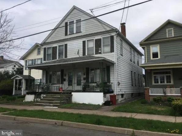 398-400 N Maple Ave, Kingston, PA 18704