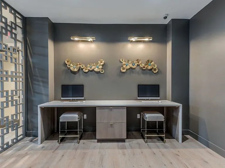 Villas at Bunker Hill Apartments — Photo 9