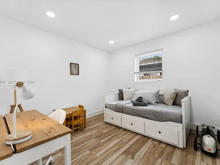 1480 NE 117th St — Photo 14