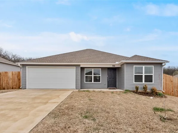 366 Evans St, Huntsville, AR 72740