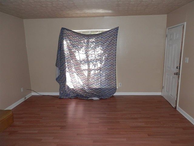 2nd image of 5812 2nd Ave N