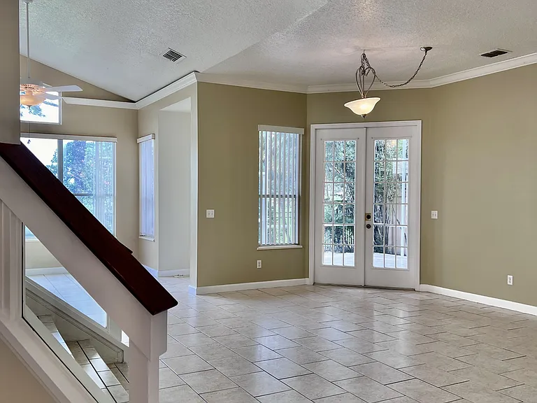 14300 Dulcimer Ct — Photo 3