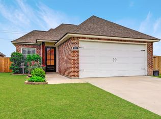 411 Rolling Mill Ln, Youngsville, LA 70592