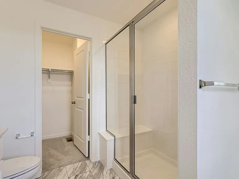 560 Cottonwood Ave — Photo 16