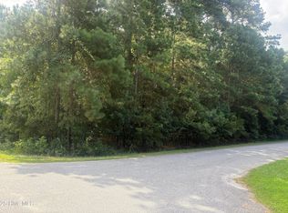 801 Elmwood Ct, Elizabeth City, NC 27909
