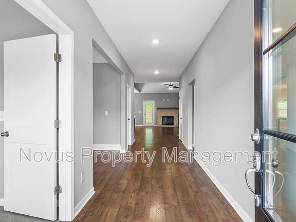 4th image of 122 Cedar Park Way