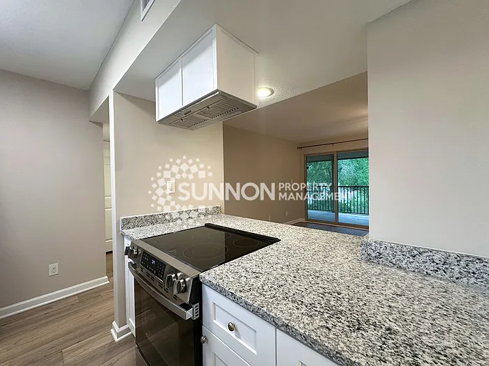 11021 Cedar View Rd #11021 — Photo 9