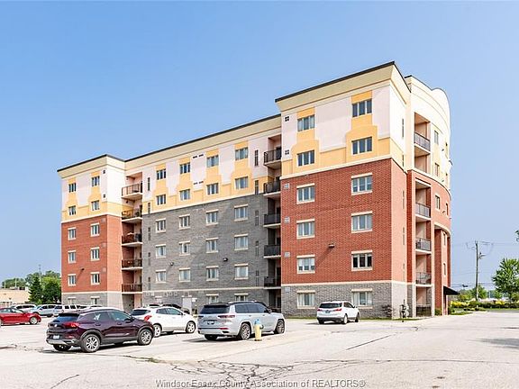 2nd image of 1855 Normandy St #503