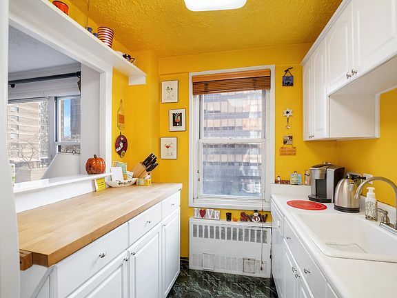 2nd image of 440 E 62nd St APT 3F