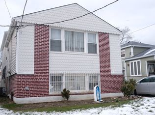 10573 Seaview Ave, Brooklyn, NY 11236