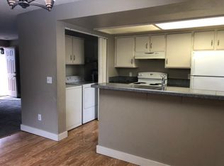 14504 NE 7th Pl APT 4, Bellevue, WA 98007