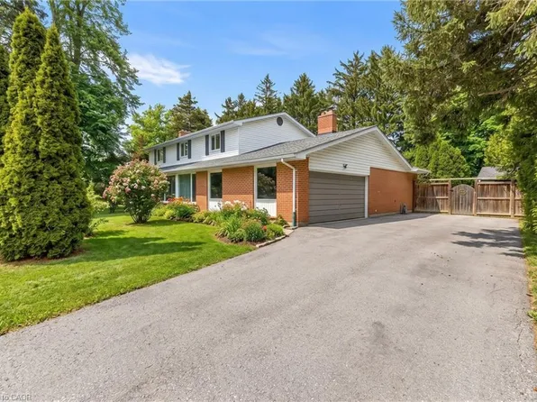 145 Wolfdale Ave, Oakville, ON L6L 4R9