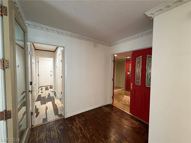 3194 Bel Air Dr — Photo 24