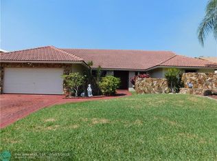 1211 NW 95th Ave, Plantation, FL 33322