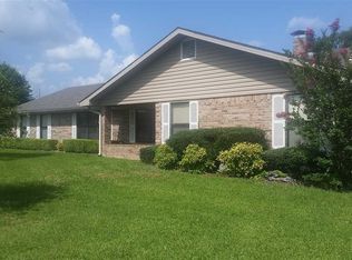 1110 Crescent Dr, Mena, AR 71953