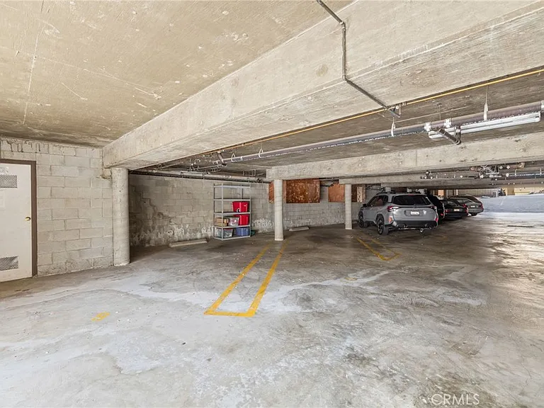 545 E Cypress Ave #F — Photo 25