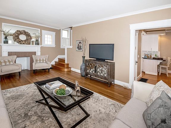 5th image of 3614 Bellecrest Ave
